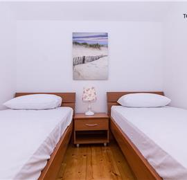 2 Bedroom Apartment with Shared Pool on Ciovo Island, Sleeps 4-6